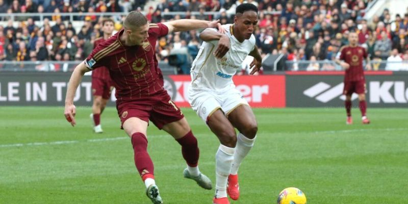Phong độ trái ngược lúc này của AS Roma vs Cagliari